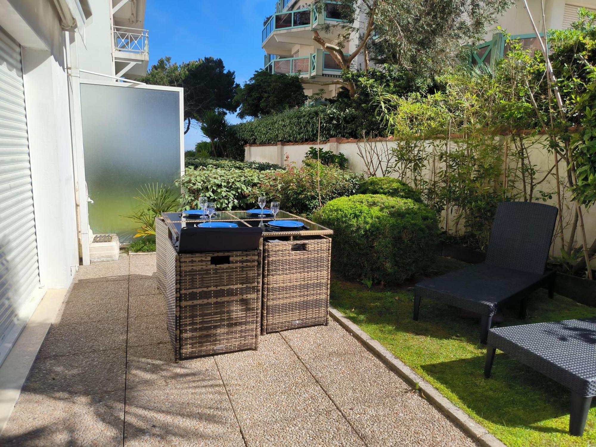 Appart Sur La Plage Pied Dans L Eau Avec Terrasse Jardin Vue Sur Le Bassin Depuis La Terrasse , Parking Arcachon Buitenkant foto